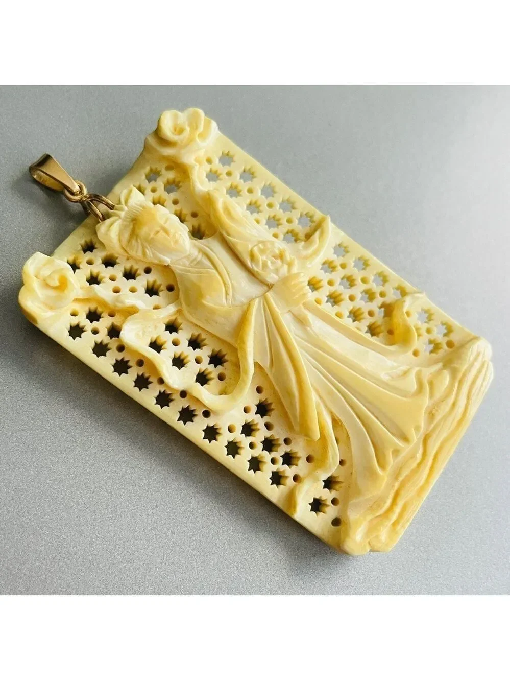 18k Gold Antique Geisha Asian Woman Kimono Carved Bone Detailed Pendant …